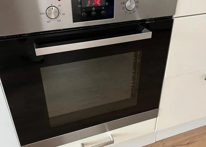 Gemuetliches Mit Eigener Terrasse, Kueche, Wifi Und Smart-tv In *